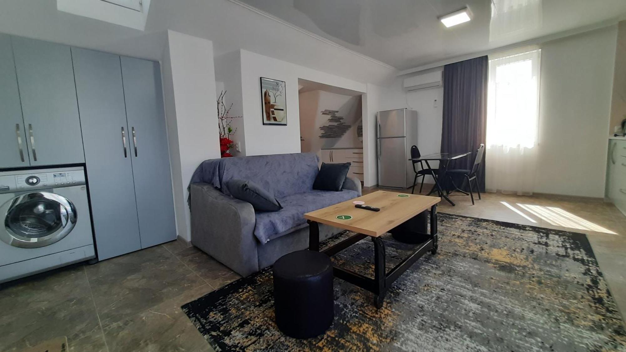 Guesthouse Next To Beach Батуми Екстериор снимка