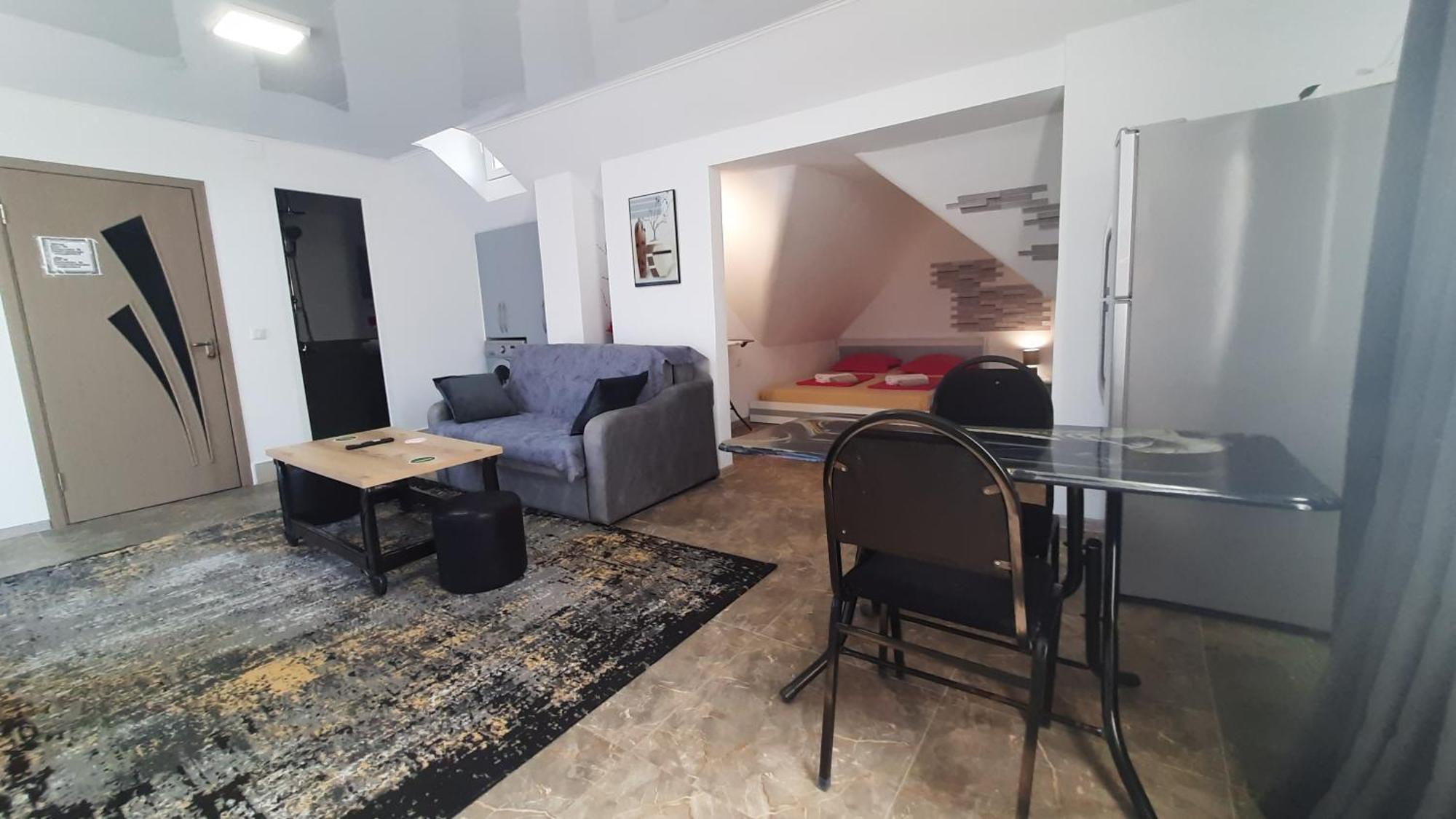 Guesthouse Next To Beach Батуми Екстериор снимка