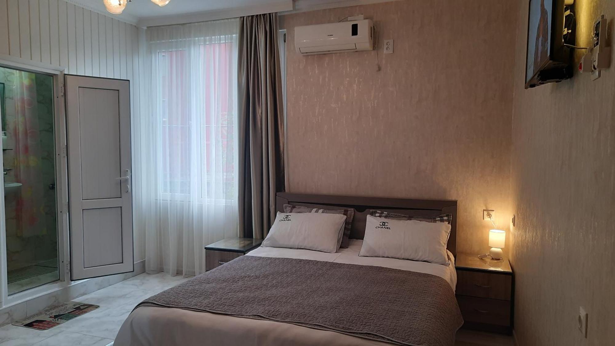 Guesthouse Next To Beach Батуми Екстериор снимка