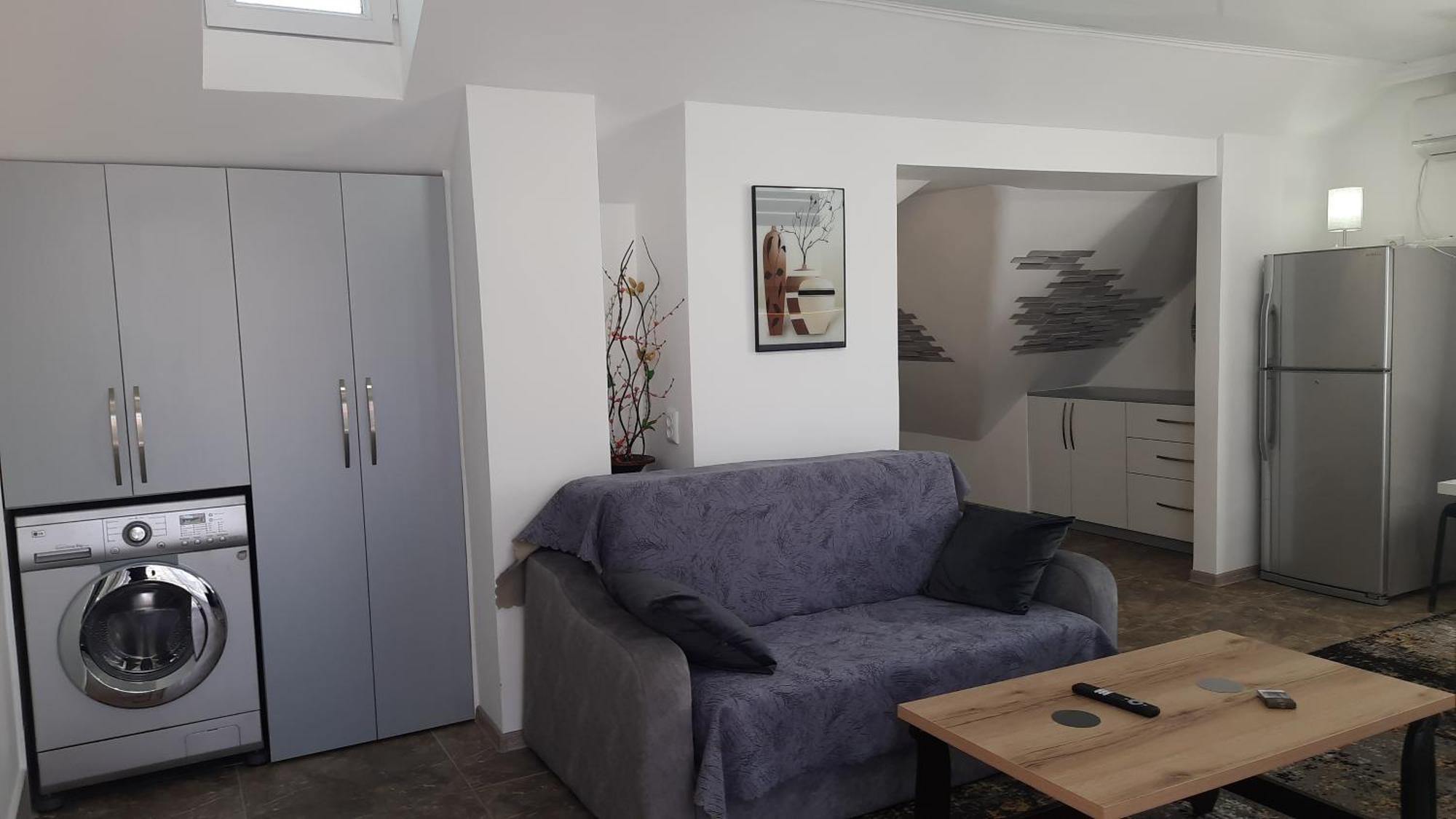 Guesthouse Next To Beach Батуми Екстериор снимка