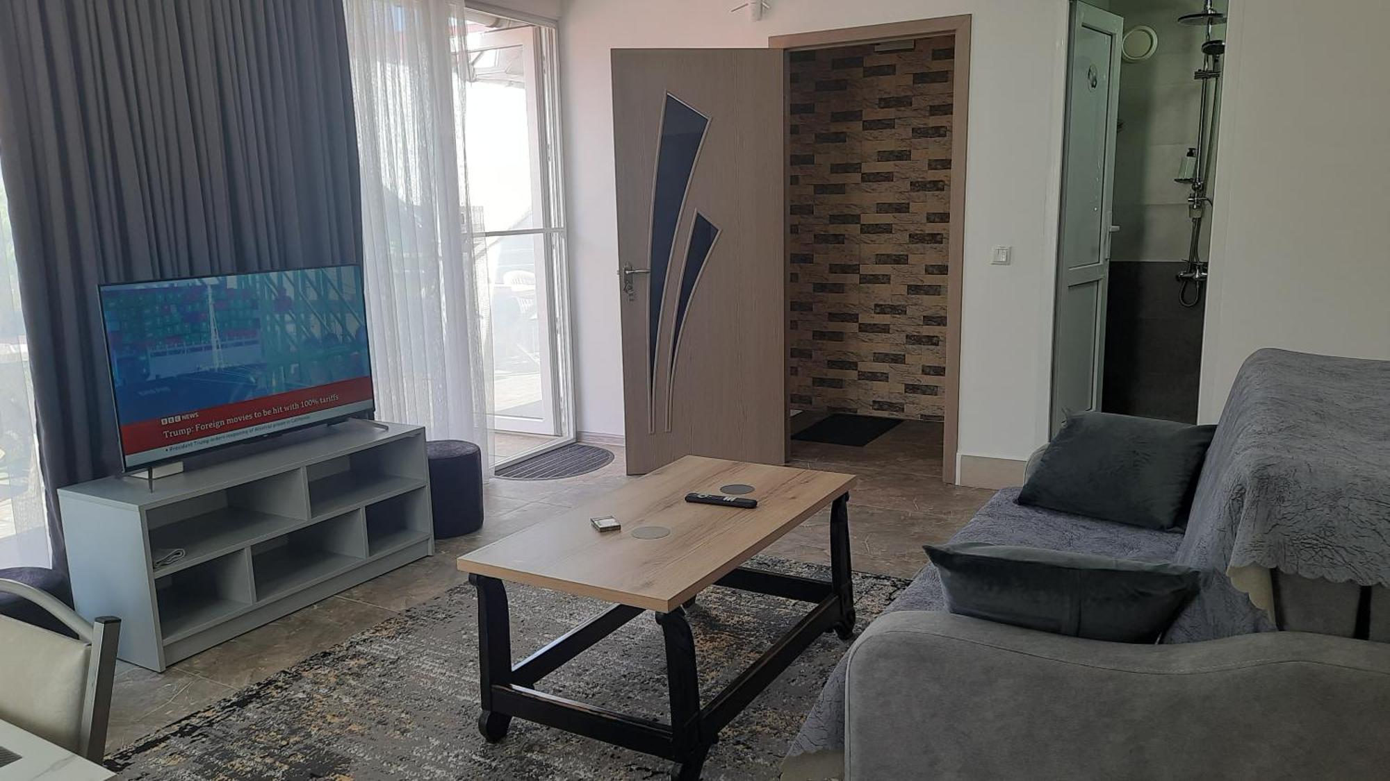 Guesthouse Next To Beach Батуми Екстериор снимка