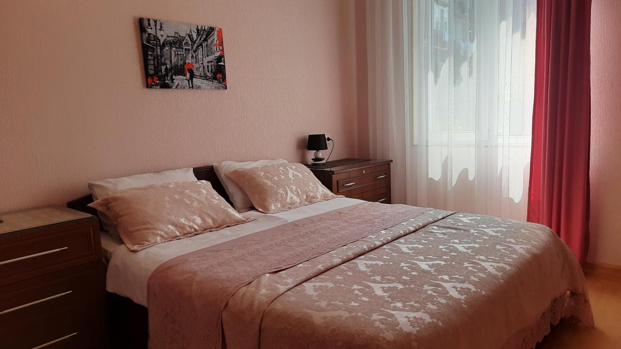 Guesthouse Next To Beach Батуми Екстериор снимка