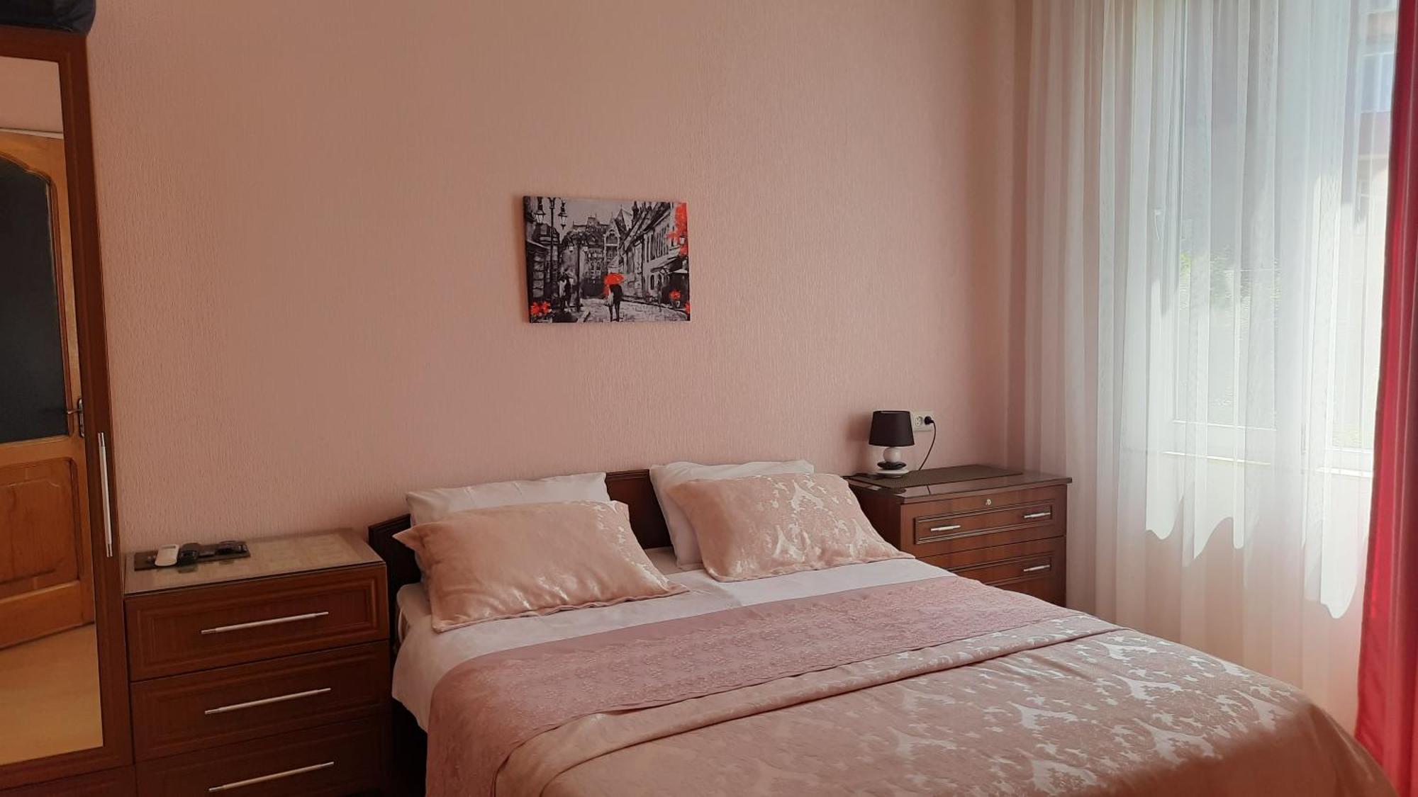 Guesthouse Next To Beach Батуми Екстериор снимка