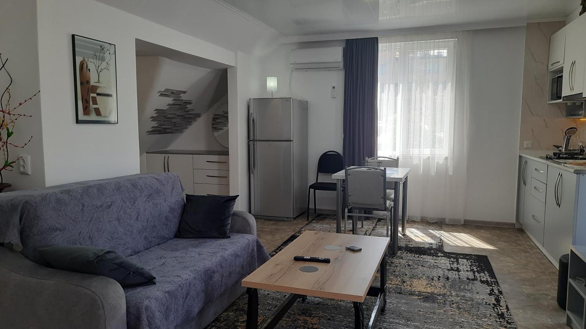 Guesthouse Next To Beach Батуми Екстериор снимка
